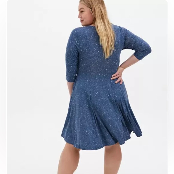 Torrid Mini Super Soft Skater Dress Star Print EUC Size 1 - Picture 10 of 12